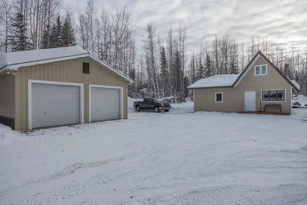 3335 SHARON ROAD, North Pole, AK 99705