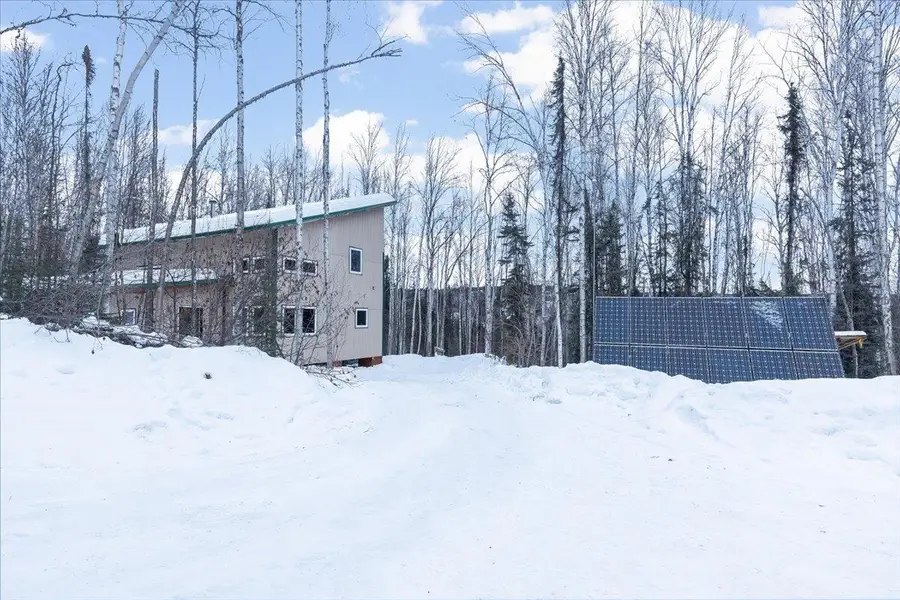 1184 N HUBNERITE ROAD, Fairbanks, AK 99712 - #2