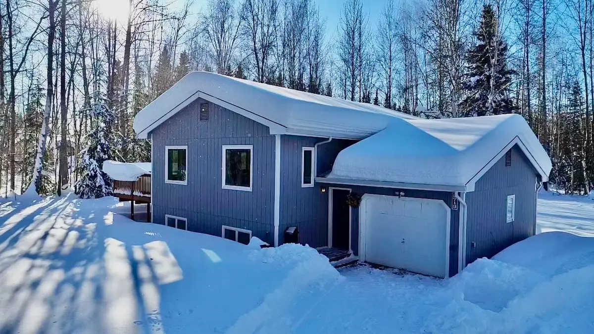 2713 SCOTCH PINE DRIVE, North Pole, AK 99705 - #1