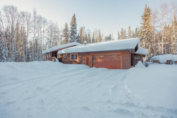 3570 ERIN DRIVE, North Pole, AK 99705