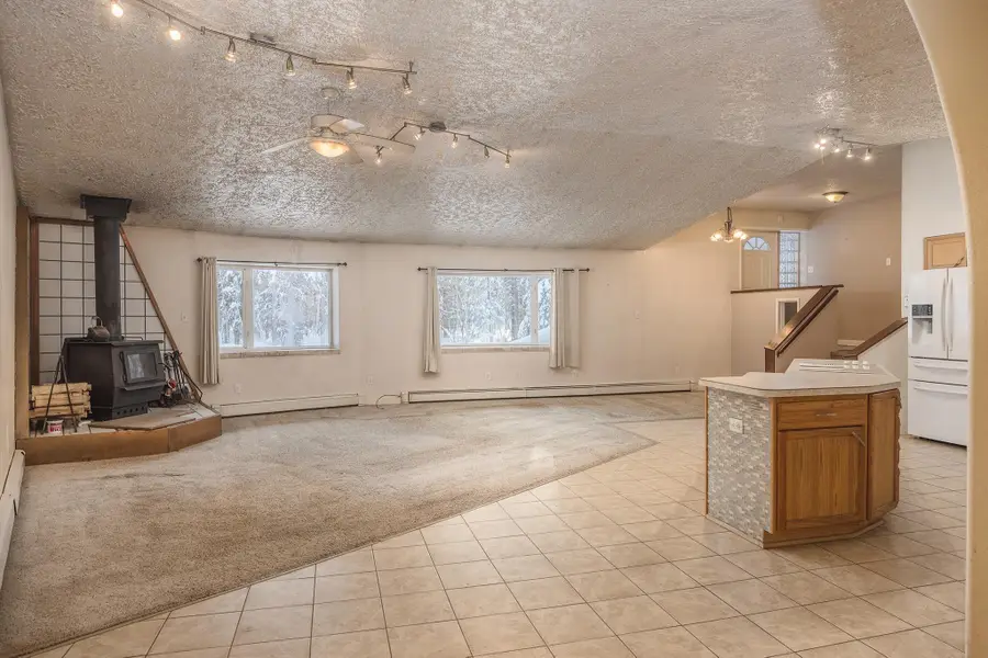 3570 ERIN DRIVE, North Pole, AK 99705 - #3