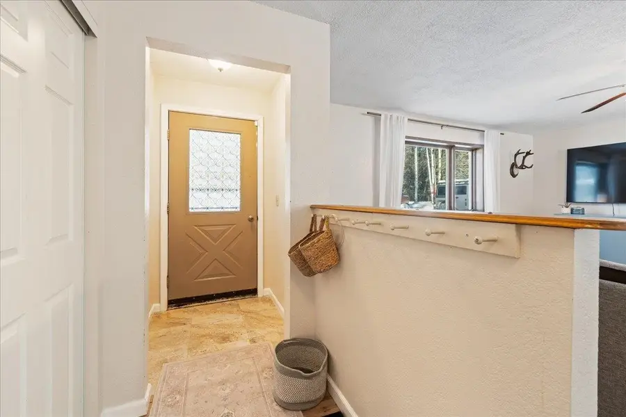 900 TURNER DRIVE, North Pole, AK 99705 - #3