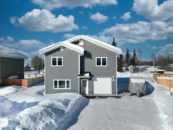 2679 STRYKER LOOP, North Pole, AK 99705