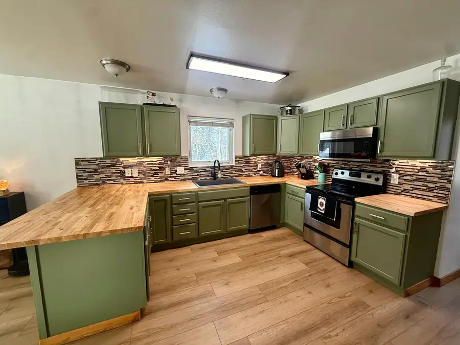 2301 GORDON ROAD, North Pole, AK 99705 - #3