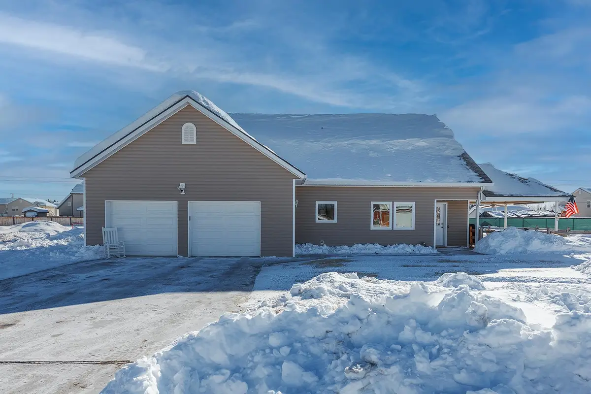 640 W 4TH AVENUE, North Pole, AK 99705 - #1