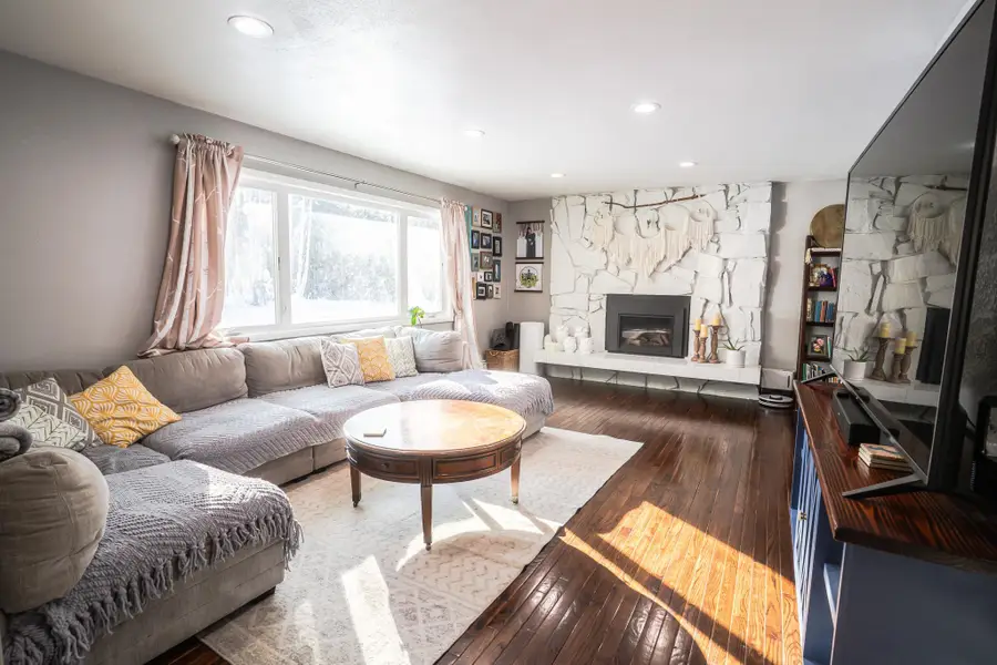 2135 LOOSE MOOSE LOOP, North Pole, AK 99705 - #3