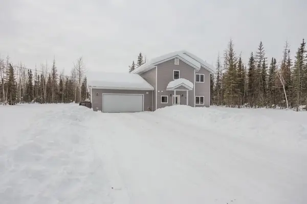 1215 Groundsel Avenue, North Pole, AK 99705
