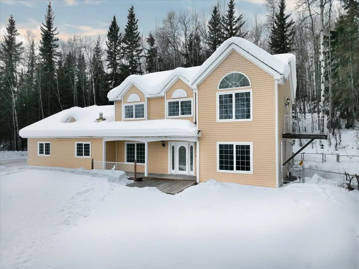 621 DERBYSHIRE DRIVE, Fairbanks, AK 99709 - #1