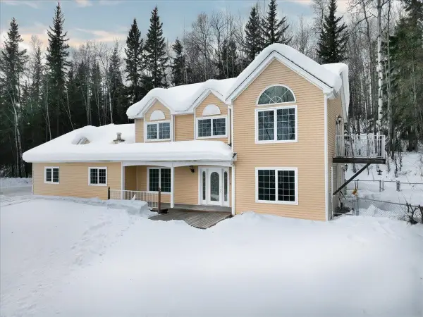 621 DERBYSHIRE DRIVE, Fairbanks, AK 99709