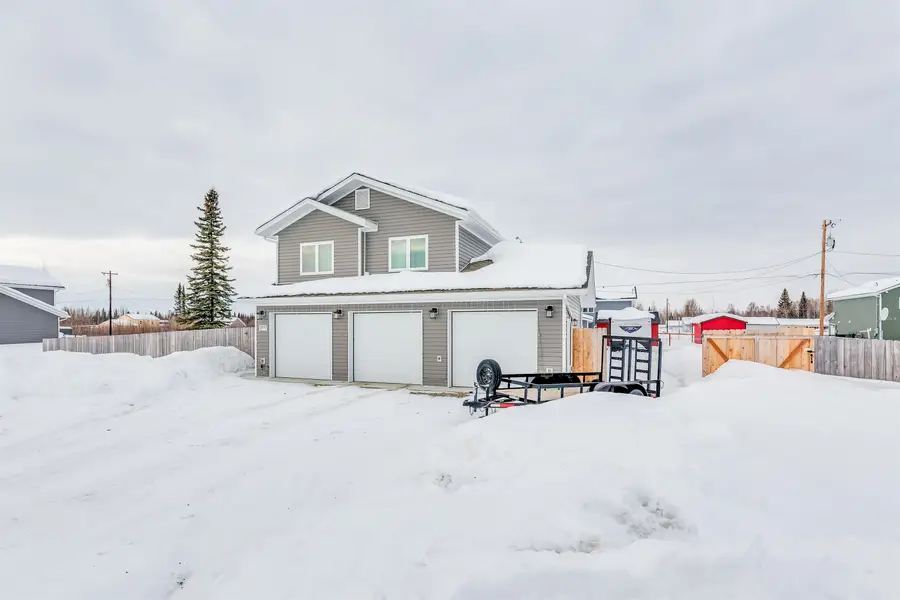 2777 W 3RD AVENUE, North Pole, AK 99705 - #3