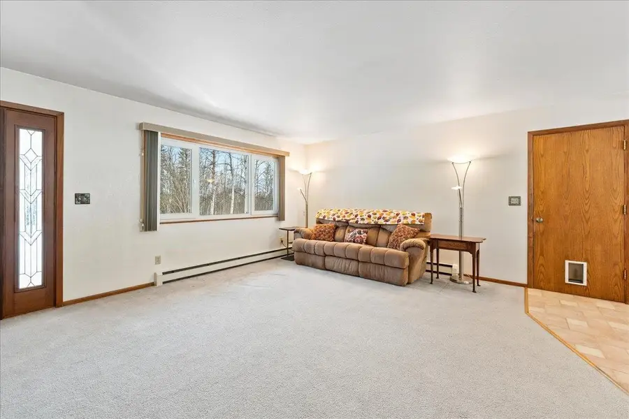 882 SENATE DRIVE, Fairbanks, AK 99712 - #3