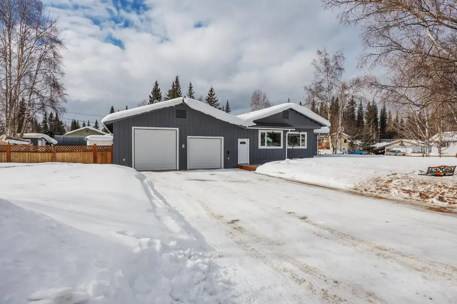 3025 CHINOOK DRIVE, Fairbanks, AK 99709 - #2