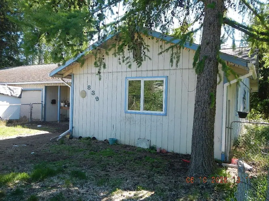 839 FAULTLINE AVENUE, North Pole, AK 99705 - #2