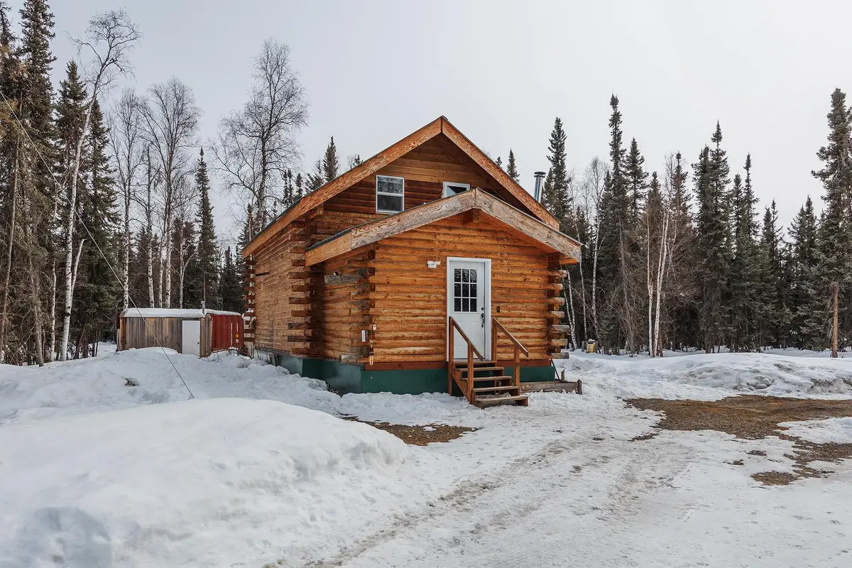 4321 OLD VALDEZ TRAIL, North Pole, AK 99705 - #1