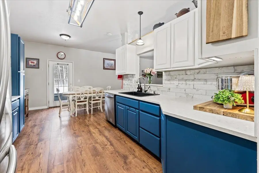 2437 MISSION ROAD, North Pole, AK 99705 - #2