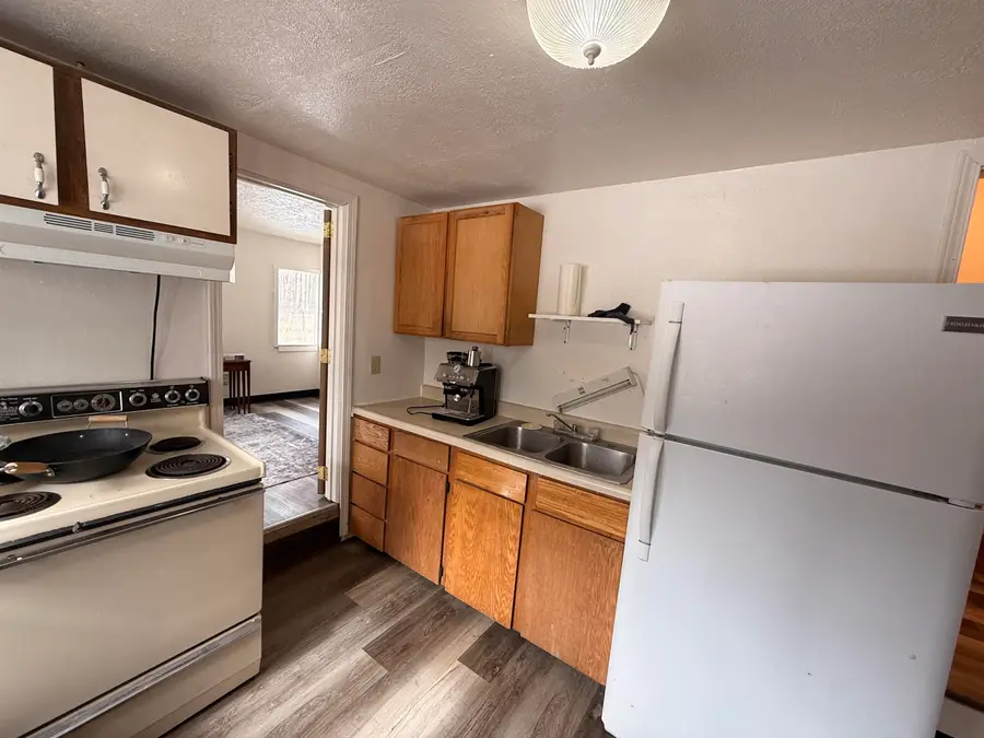 643 BOTTLES STREET, North Pole, AK 99705 - #2