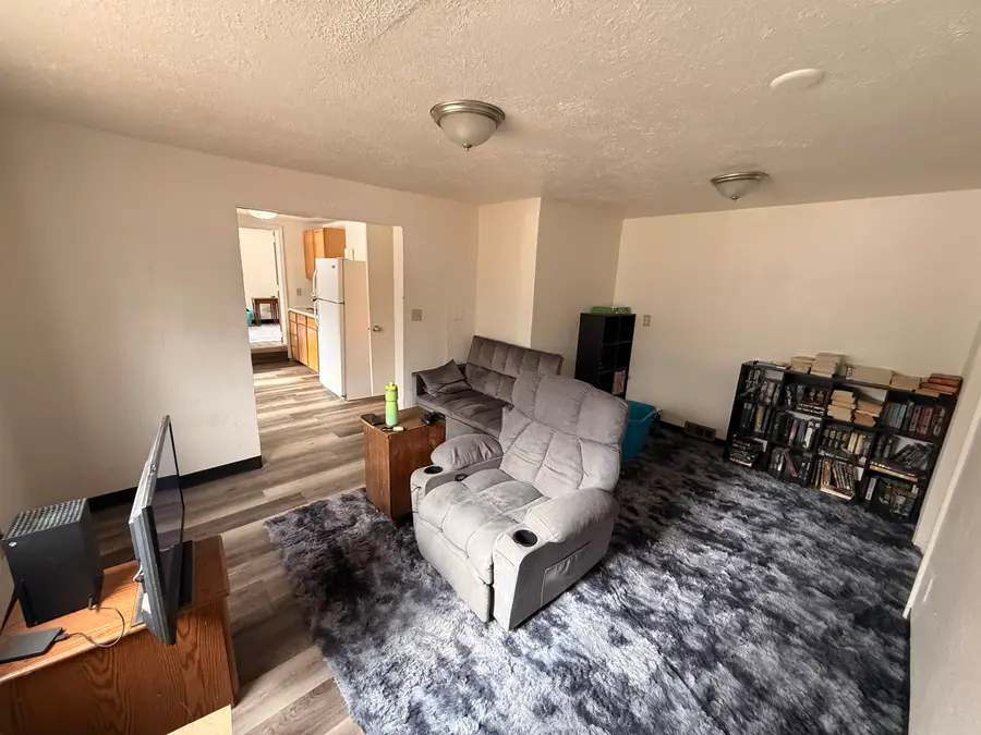 643 BOTTLES STREET, North Pole, AK 99705 - #3
