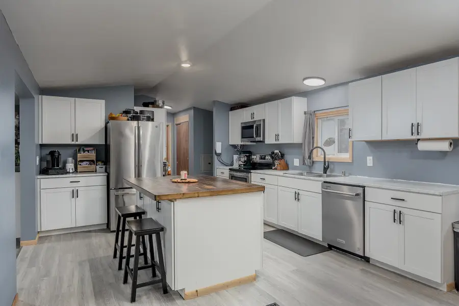 2134 NOAH COURT, North Pole, AK 99705 - #2