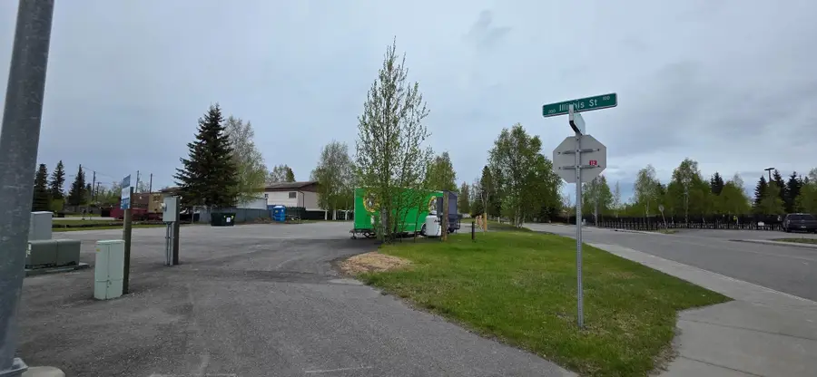 223 ILLINOIS STREET, Fairbanks, AK 99701 - #3