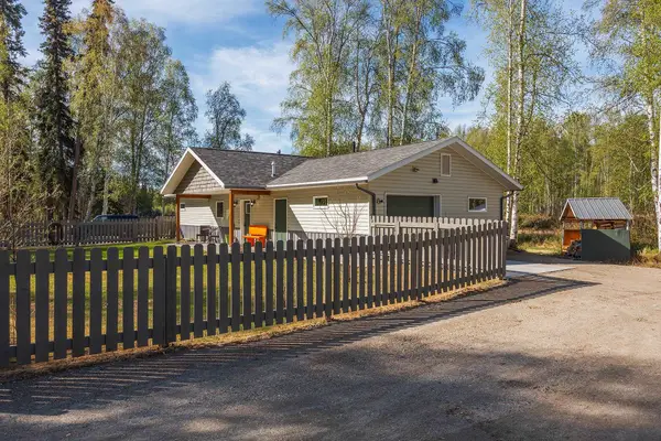 2239 PATTERSON LANE, North Pole, AK 99705