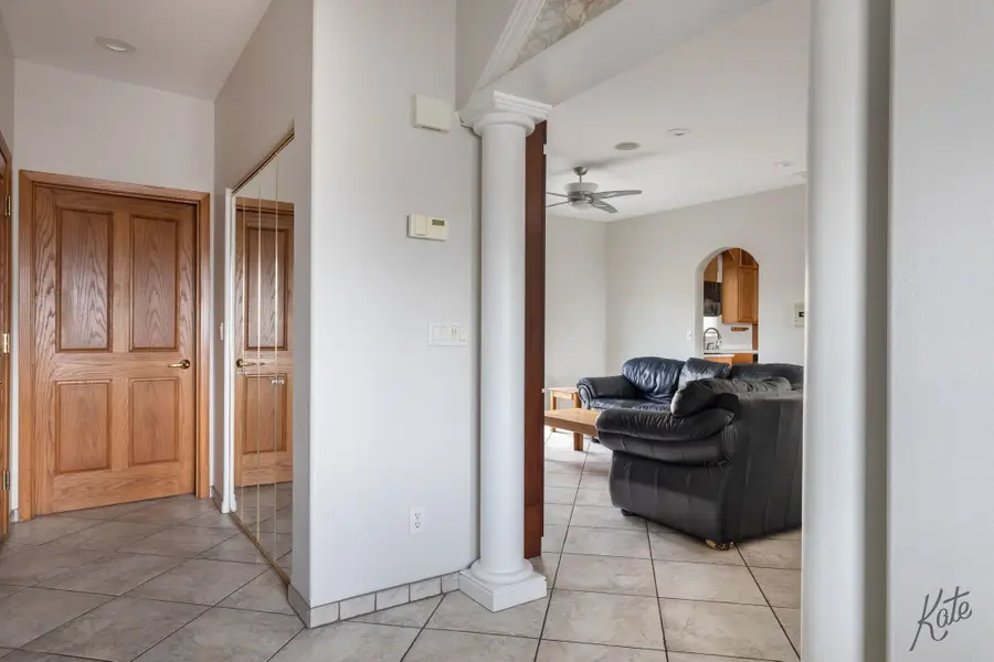 2833 CHIEF WILLIAM DRIVE #Unit 20, Fairbanks, AK 99709 - #3