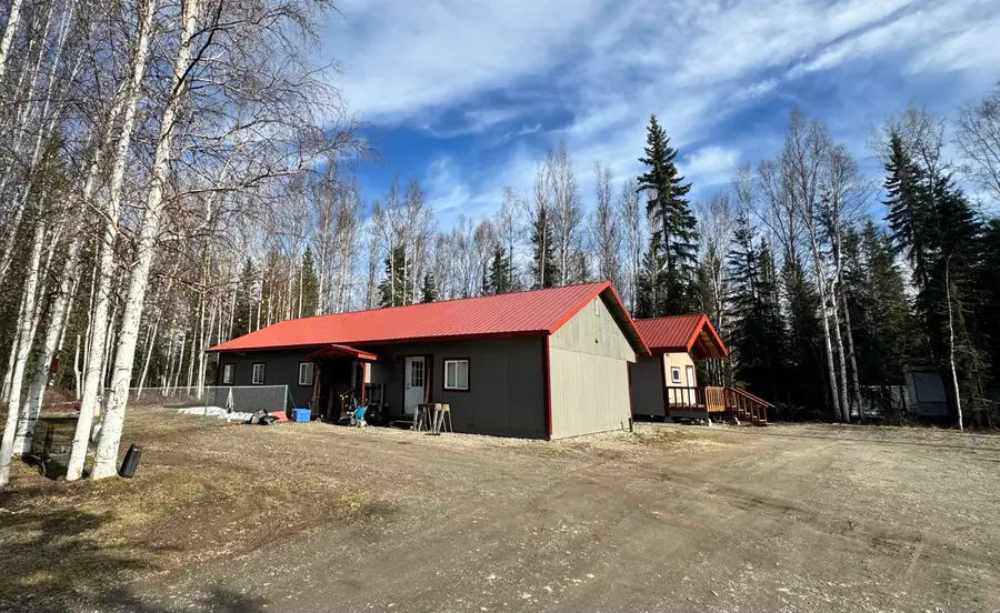 2535 DILLON AVENUE, North Pole, AK 99705 - #2