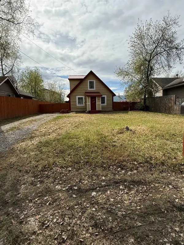 155 8TH AVENUE, Fairbanks, AK 99701