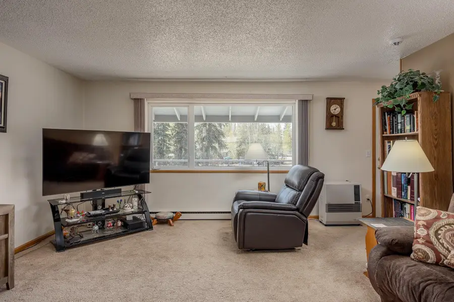 715 WAVES ROAD, Fairbanks, AK 99709 - #2