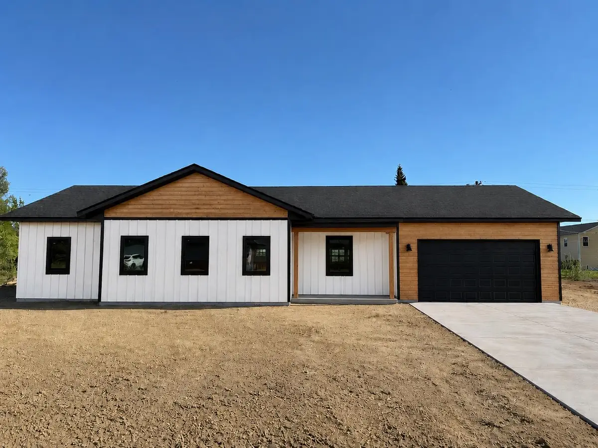 2799 W FIRST AVENUE, North Pole, AK 99705 - #1