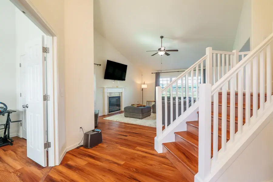 605 W FOURTH AVENUE, North Pole, AK 99705 - #2