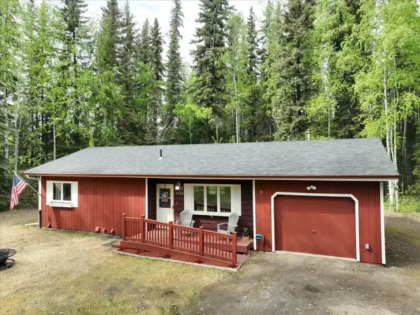3348 CONIFER DRIVE, North Pole, AK 99705