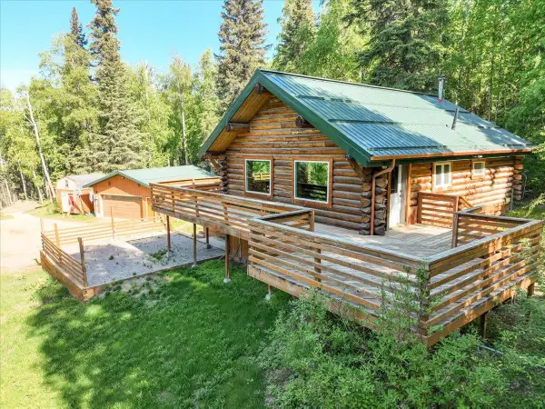 850 RISSE ROAD, Fairbanks, AK 99712