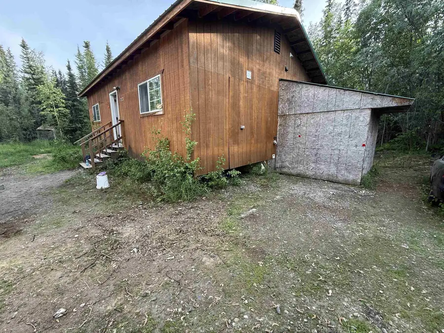 2121 BLACKSTONE ROAD, North Pole, AK 99705 - #2