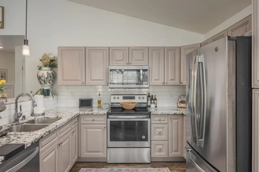 2756 W THIRD AVENUE, North Pole, AK 99705 - #3