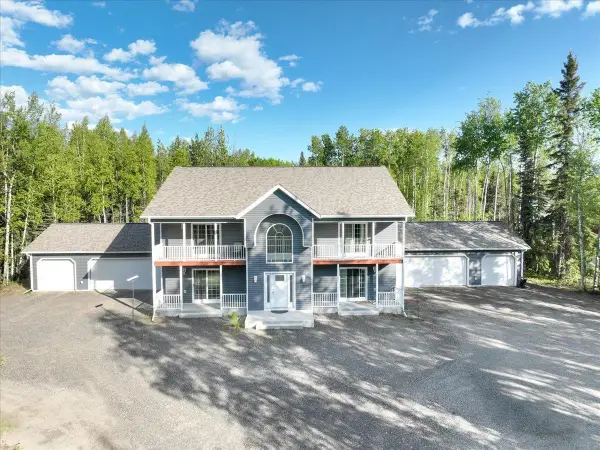 3915 TANADA ROAD, North Pole, AK 99705