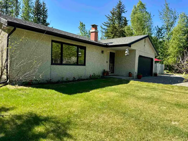 3803 TANADA ROAD, North Pole, AK 99705