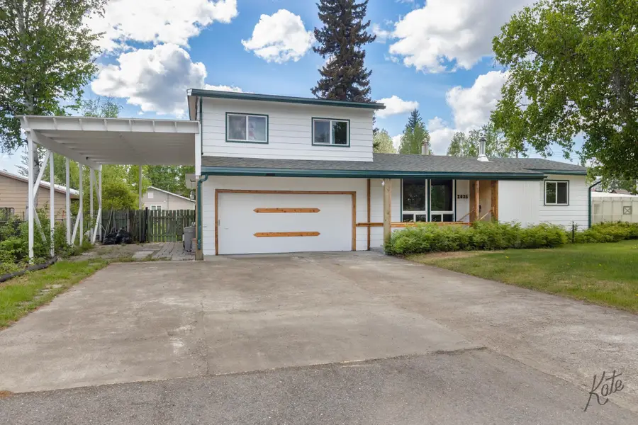 2035 ESQUIRE AVENUE, Fairbanks, AK 99709 - #2