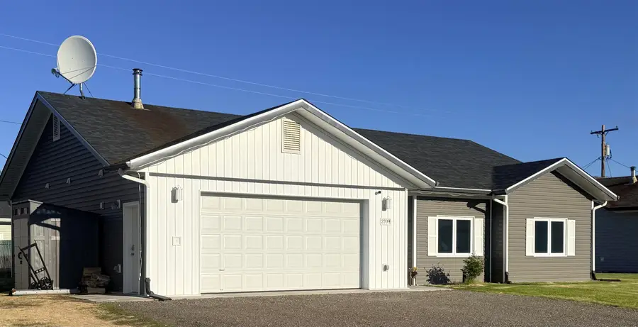 2709 DESERT EAGLE LOOP, North Pole, AK 99705 - #3