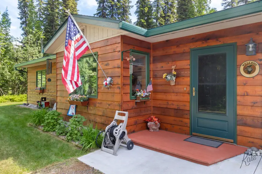 3355 BENTWOOD AVENUE, North Pole, AK 99705 - #2