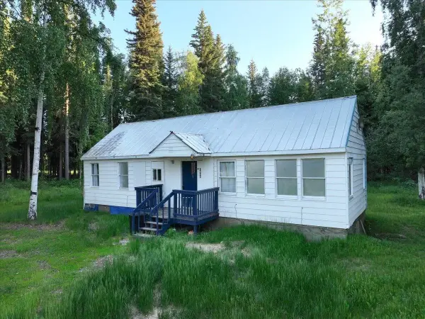3045 ERNA COURT, North Pole, AK 99705