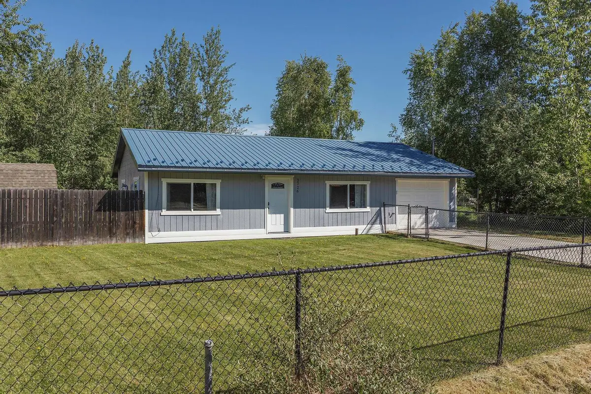 2726 PERIMETER DRIVE, North Pole, AK 99705 - #1