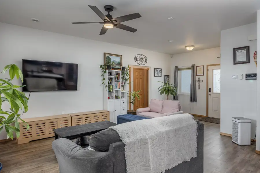 2657 DESERT EAGLE LOOP, North Pole, AK 99705 - #2