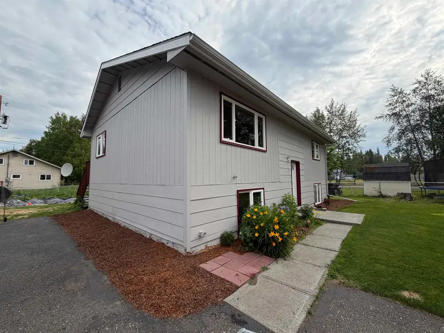 3012 CHINOOK DRIVE, Fairbanks, AK 99709 - #3