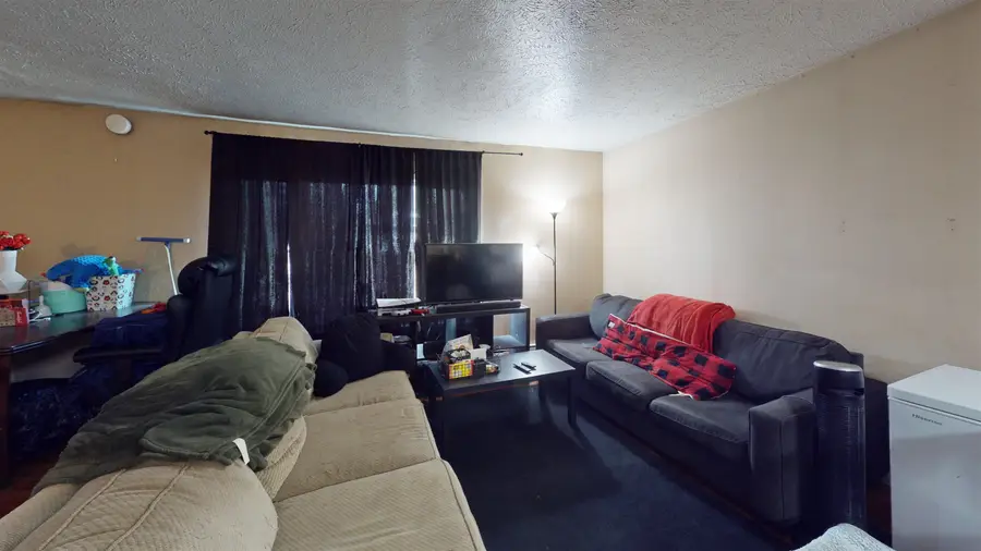 2113 GILLAM WAY, Fairbanks, AK 99701 - #2