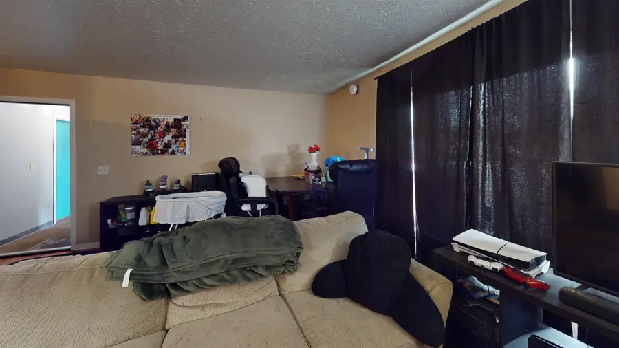 2113 GILLAM WAY, Fairbanks, AK 99701 - #3
