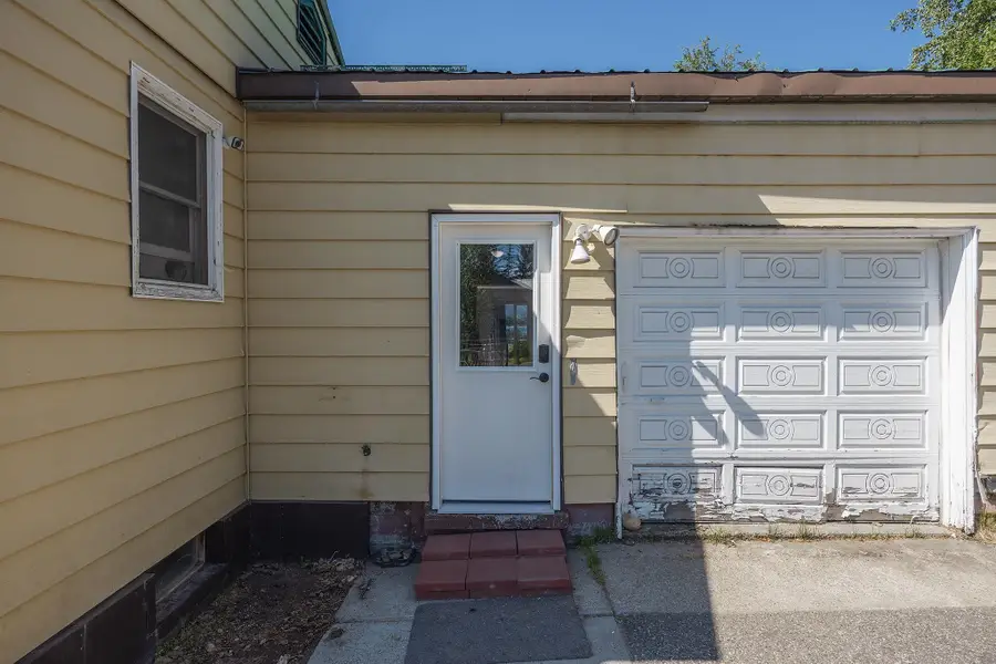 1230 HAYES AVENUE, Fairbanks, AK 99701 - #2