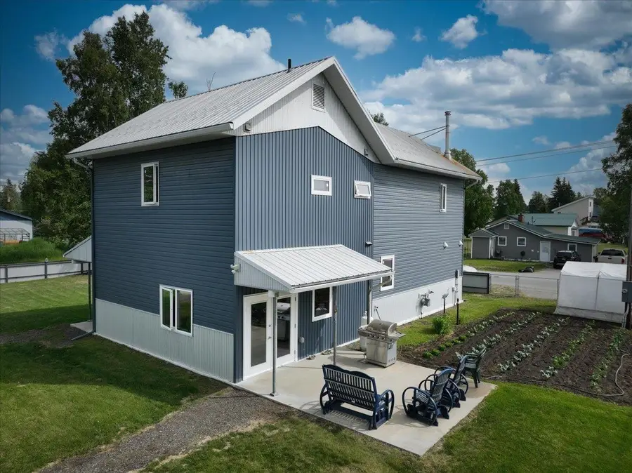 2101 SOUTHERN AVENUE, Fairbanks, AK 99709 - #3