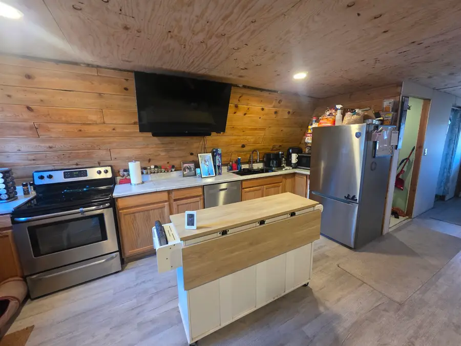 2418 LOOMIS DRIVE, North Pole, AK 99705 - #3