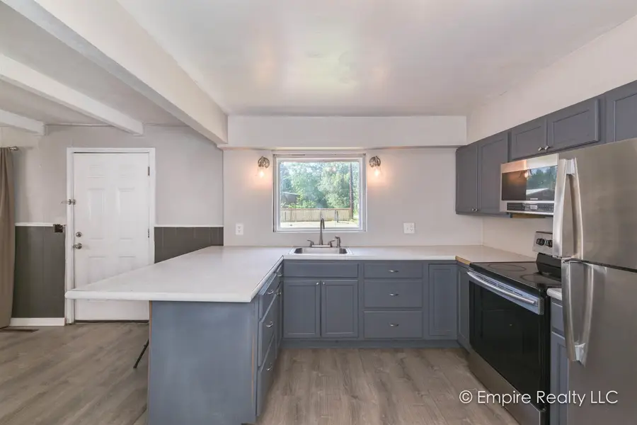 1324 LESLIE AVENUE, North Pole, AK 99705 - #3