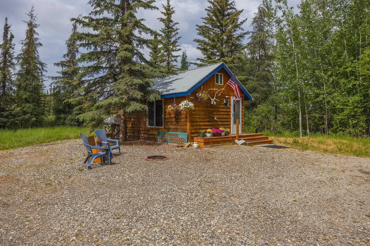 1195 ALAN COURT, North Pole, AK 99705 - #1